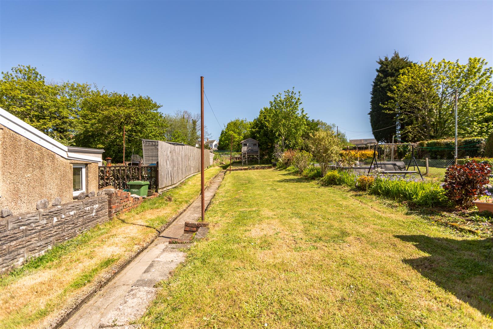Armine Road, Fforestfach, Swansea, SA5 8DD